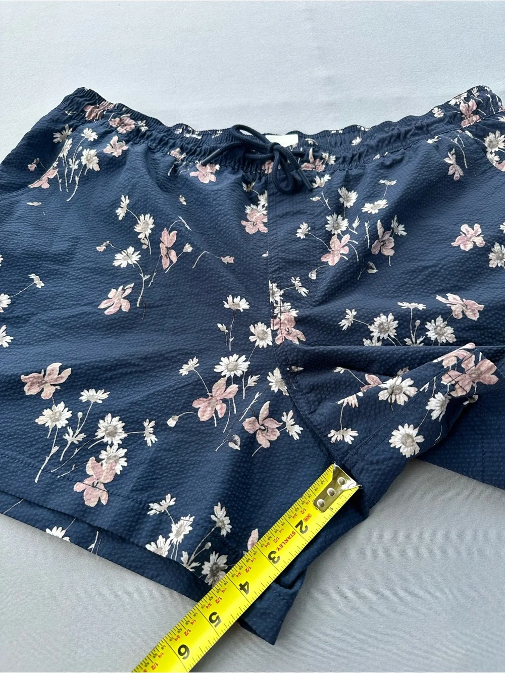🎉5 for $45🎉 American Eagle swim trunks shorts man size XL
